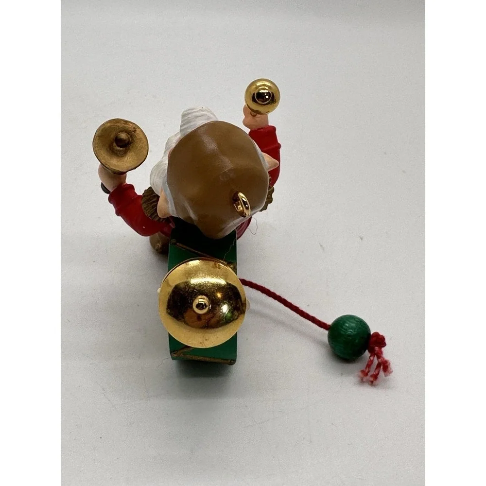 1993 Hallmark ONE ELF‎ MARCHING BAND Ornament Pull String for Movement Cymbals